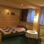 Rum i privatbostad Goscinne Koralik Zakopane