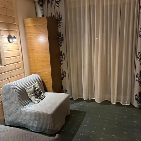 Goscinne Koralik ザコパネ